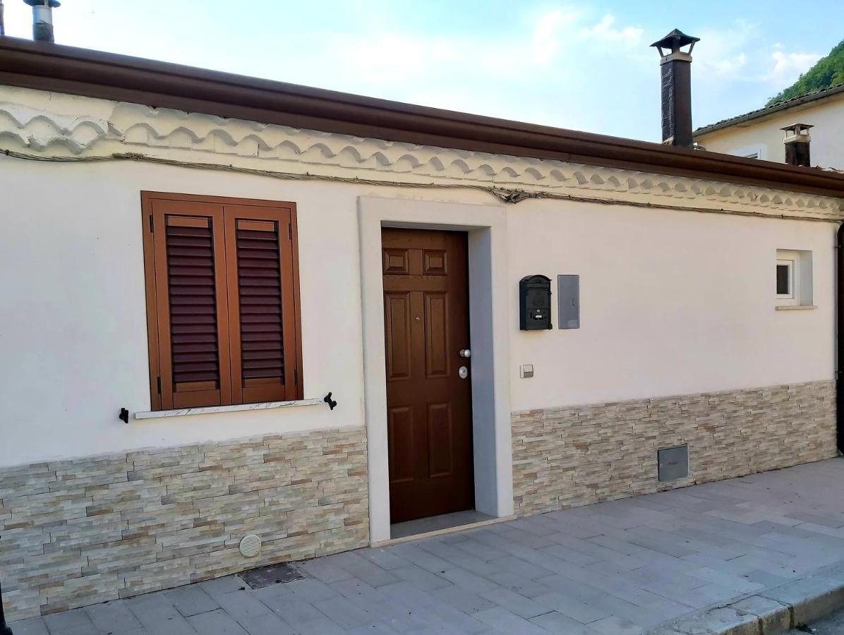 Soggiorno Lucia Forlì del Sannio 外观 照片